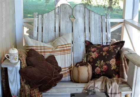 A Fall Nook On The Porch Diy Home Decor