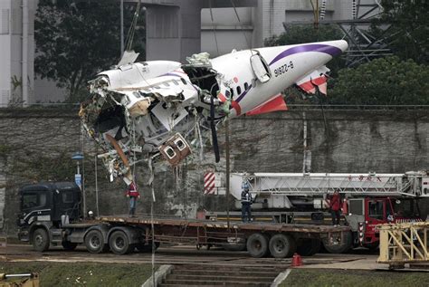 Taiwan Plane Crash Survivor Engine ‘did Not Feel Right The Columbian