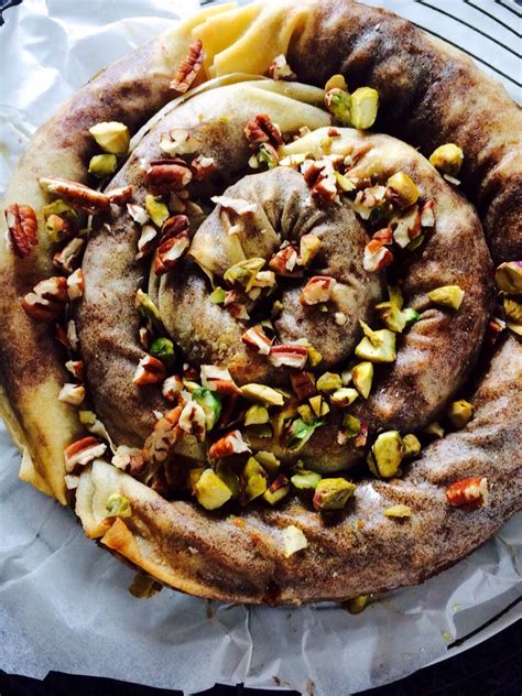 · pilon de poulet, merguez, huile d'olive, concentré de tomates, épices à couscous, harissa, cube de bouillon, tomate. Griekse appeltaart | Appeltaart, Grieks