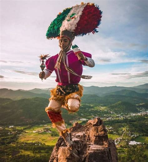 Danza De La Pluma Tradición De Oaxaca Lo Que Debes Saber Viajabonito