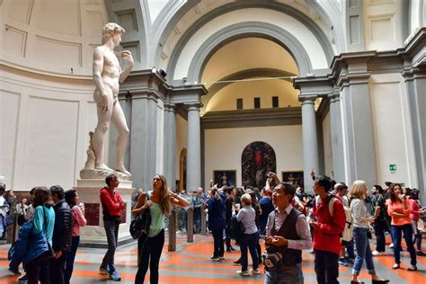 Visita Guiada Por La Galería De La Academia De Florencia