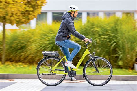 E Bikes Unter Euro Im Fahrrad Test Bilder Autobild De