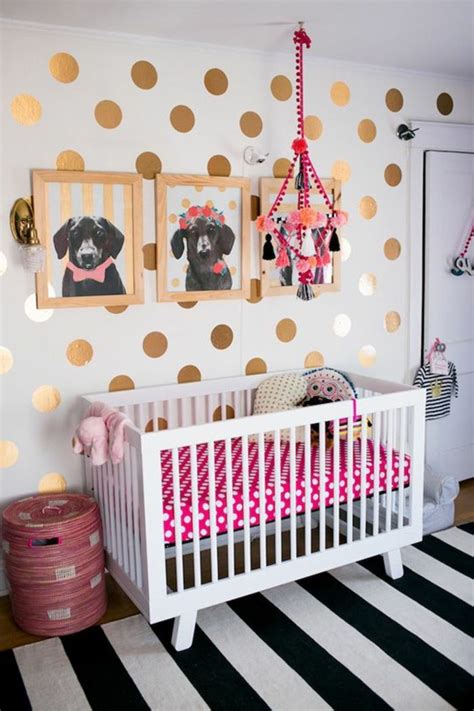 Die babymöbel haben eine langlebige, stabile qualität. 1001+ Ideen für Babyzimmer Mädchen | Kinderzimmer weiß ...
