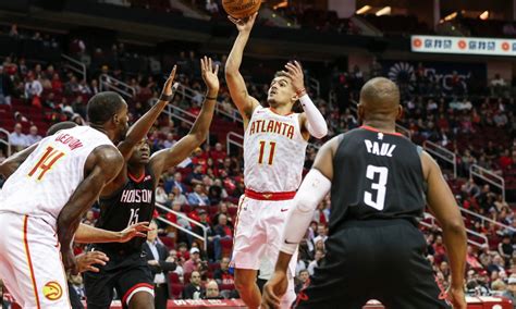 Rayford trae young (born september 19, 1998) is an american professional basketball player for the atlanta hawks of the national basketball association (nba). Le respect, voilà ce qui motive Trae Young depuis qu'il a ...