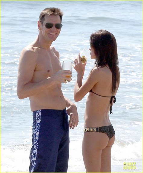 Jim Carrey Shirtless Saturday In Malibu Photo Jim Carrey