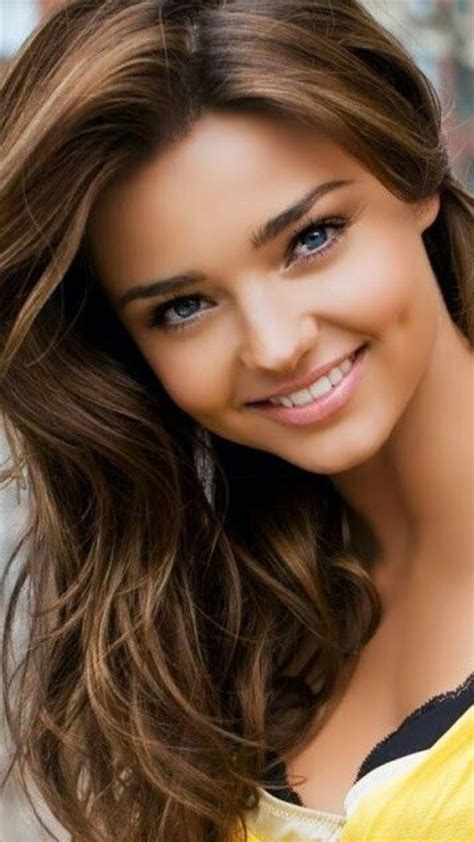 Pin By Amigaman67 On Stunning Faces Beautiful Smile Beautiful Women Pictures Beautiful Face