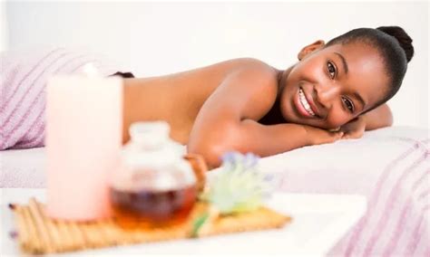Choice Of 60 Or 90 Minute Aromatherapy Or Hot Stone Massage At Dds Da