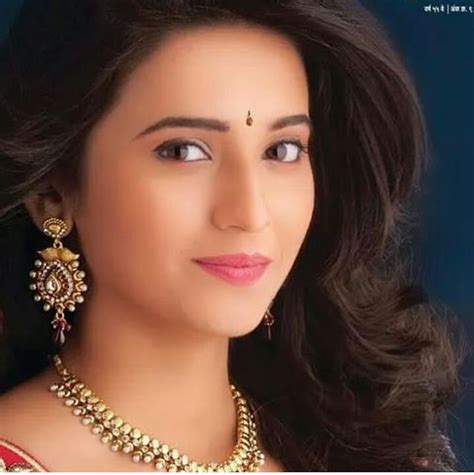 Beauty Galore Hd Marathi Actress Shivani Surve