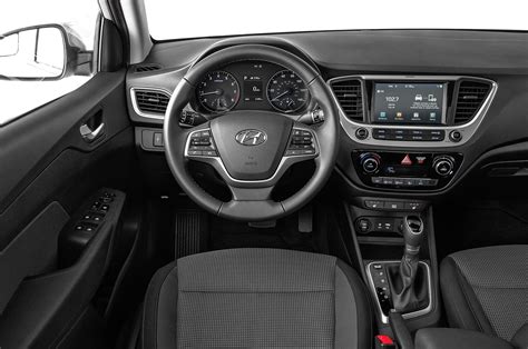 Hyundai Accent Limited 2018 Primera Prueba Motor Trend En Español