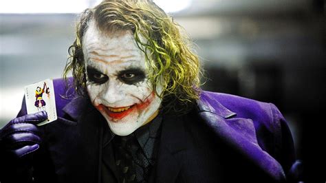 Heath Ledger Sebagai Joker Akuaktor