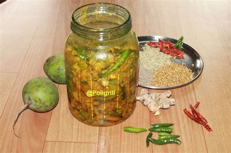 Poligrill Hot And Sour Green Mango Pickle कच्चे आम की तीखे खट्टे अचार