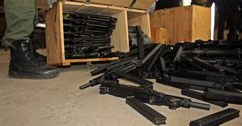 Policija U Krajini Prodaje Oružje Na Ponudi Su Duge I Kratke Cijevi