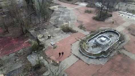 Geauga Lake Abandoned Ohio Amusement Park Drone Footage Youtube