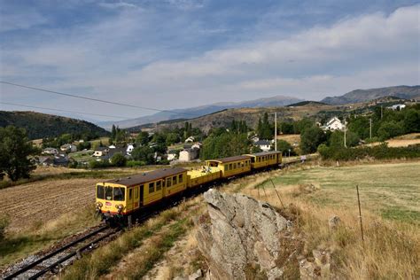 Train Jaune Quitte Font Romeu Font Romeu Train Jaune Vallée