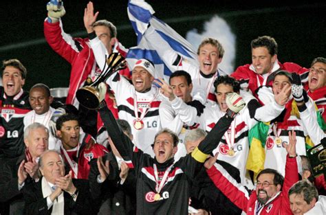 Champions (13th title) top goalscorer. Quando o Tricolor se sagrou tricampeão mundial! - SPFC