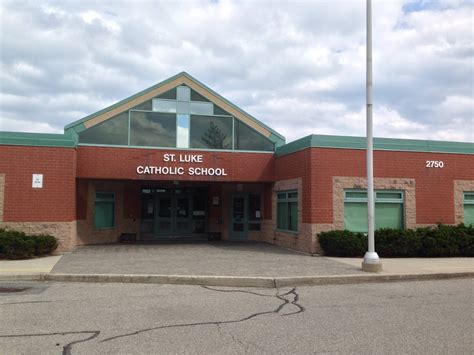 St Luke Catholic Elementary School 2750 Kingsway Dr Oakville On