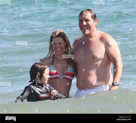 L acteur américain Jon Favreau bénéficie d une journée sur la plage de