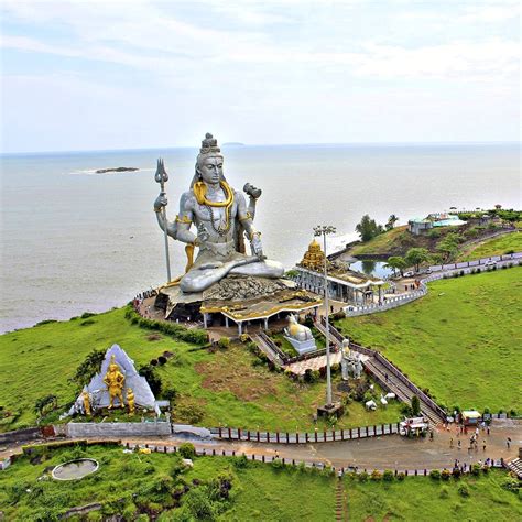 Head To Murudeshwar Beach And Shiva Statue Lbb Bangalore