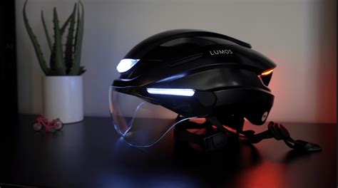 Lumos Ultra Smart E Bike Helmet First Impressions Bike Shop Girl