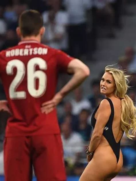 Meet Kinsey Wolanski Who Made A Publicity Stunt In Ucl Final