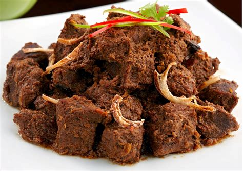 Tepung ubi didapat dari olahan selain kue khas sumatera barat,wajik juga terdapat diberbagai daerah di indonesia. 5 Wisata Lidah Khas Sumatera Barat yang Selalu Dirindukan ...