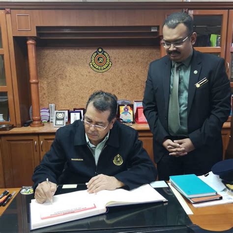 Mengeluarkan nombor plat kenderaan malaysia. Portal Rasmi JPJ - JPJ Portal - Jabatan Pengangkutan Jalan