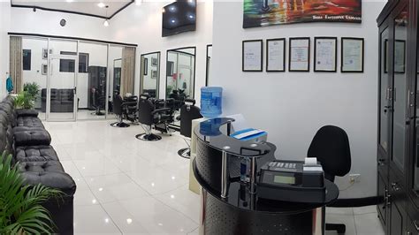 Business slowly picks up for barber shop - FBC News