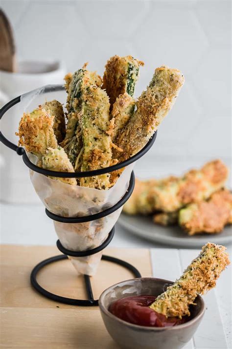 The recipe works well with any light fish, or even shrimp. Baked Keto Zucchini Fries Recipe { Easy } | Healthy ...