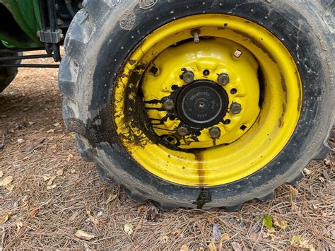 Jd 3038e Leaking Fluid Front Axle On Right Side Tractor Forum