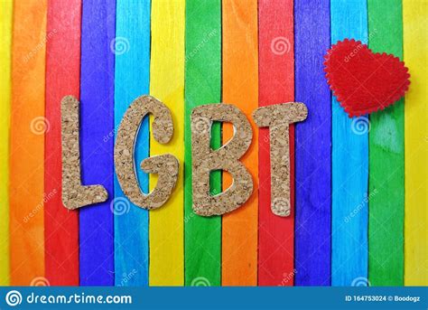 Senior pride ralph kleinbussink de nieuwe #regenboogvlag bij het provinciehuis fier in top gehesen: Regenboogvlag Achtergrond Van LGBT Alternatieve Seks Op De ...
