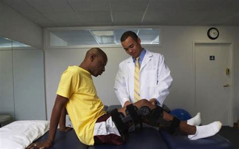 6 Troubling Facts That Prove Even Health Care Is Failing Young Black Men