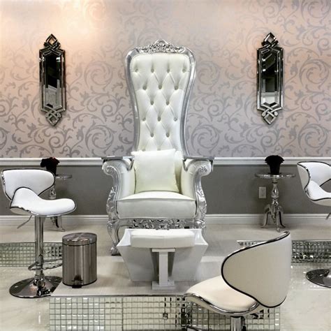 Nail Salon Decor Ideas Image By Matzayani De La O Spa Pedicure Chairs