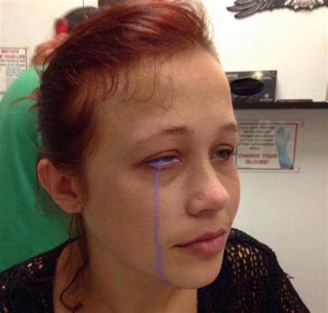 Catt Gallinger Model Goes Blind After Tattooing Eyeball 北美新聞快報