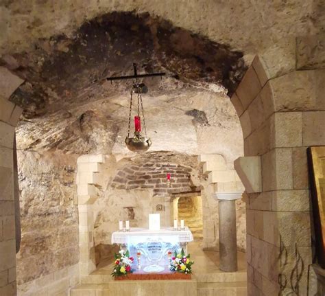 La Casa De María En Nazaret Era Una Cueva