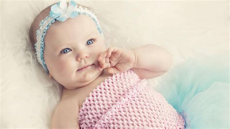 Cute Baby With Blue Eyes Hd Girls 4k Wallpapers Images