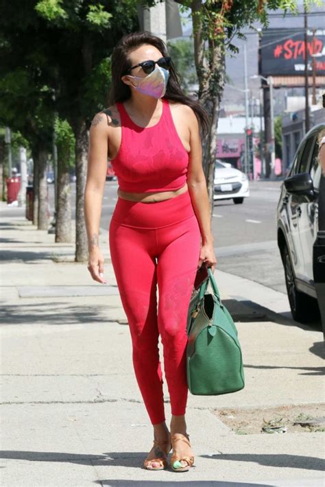 Jeannie Mai In A Red Workout Ensemble Arrives For Practice At The Dwts