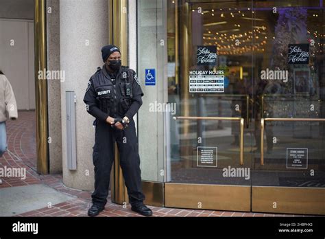 San Francisco United States 19th Dec 2021 A Security Man Stands On Guard Outside Macys