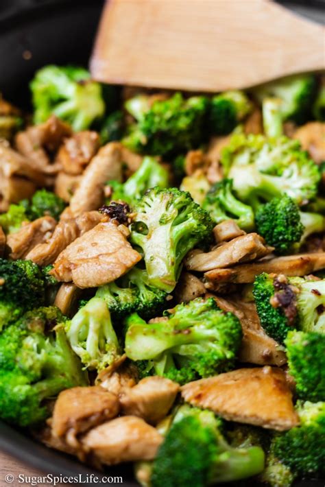 An easy chicken and broccoli stir fry recipe that yields juicy chicken and crisp broccoli in a rich brown sauce, just like the one at a chinese restaurant. Chinese Chicken and Broccoli Recipe - Sugar Spices Life