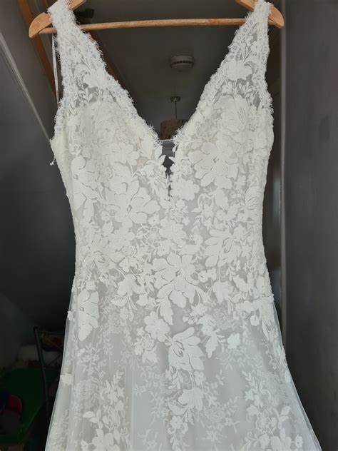 Pronovias Barcelona Orion New Wedding Dress Stillwhite