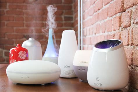 An ultrasonic essential oil diffuser uses ultrasonic vibrations to diffuse the oil. The 13 Best Essential Oil Diffusers for 2021 - Reviews by YBD