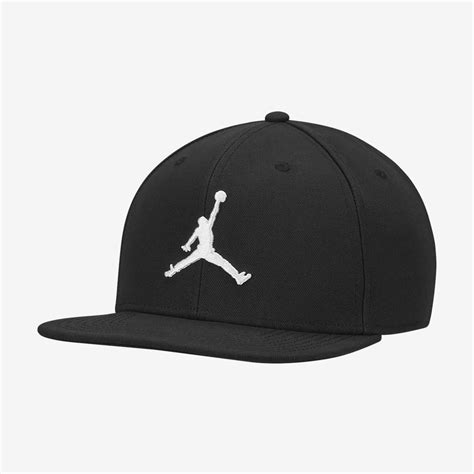Jordan Pro Jumpman Snapback Cap In Black