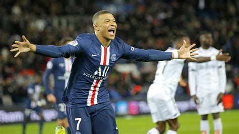 kylian mbappé returns for psg and stars in 3 0 win at nice football news india tv