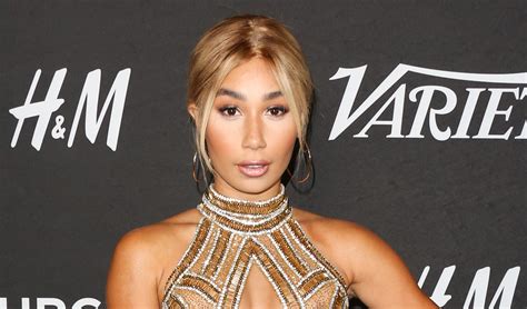 Eva Gutowski Youtubers Car Gets Totaled From Someone Texting And Driving