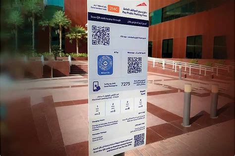 Dubais Rta Unveils New Parking Signs With Fee Details And Payment