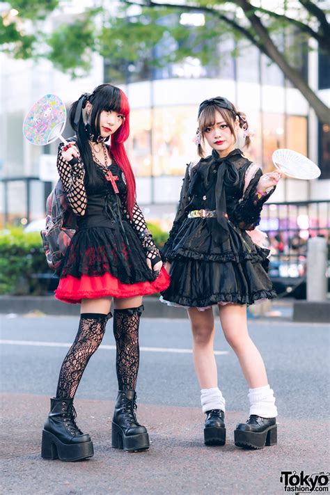gothic harajuku street styles w two tone hair corset belt hellcatpunks skirt vixxsin glavil