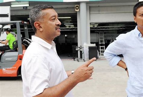 Awani pagi membawakan kemaskini terkini mengenai berita dalam dan luar negara yang dilaporkan di www.astroawani.com bersama geegee ahmad dan afiezy azaman. Mokhzani Mahathir quits as SIC chairman | Astro Awani
