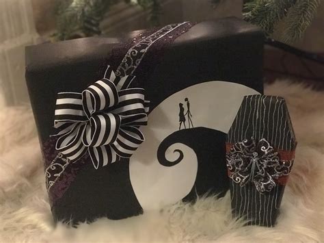 Pin By Erin Hills On Wrapping Nightmare Before Christmas Ts