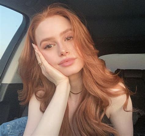 Riverdale Madelaine Petsch Beauty Makeup Style Fashion Hair Outfits