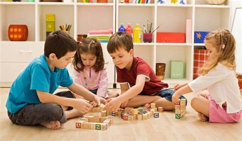 Ideas Para Jugar Con Niños En Casa Qué Hacer Con Peques