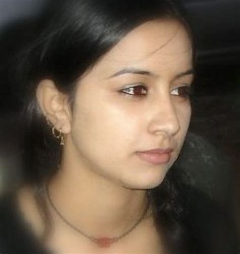 Nisha Female Indian Surrogate Mother From Surat In India